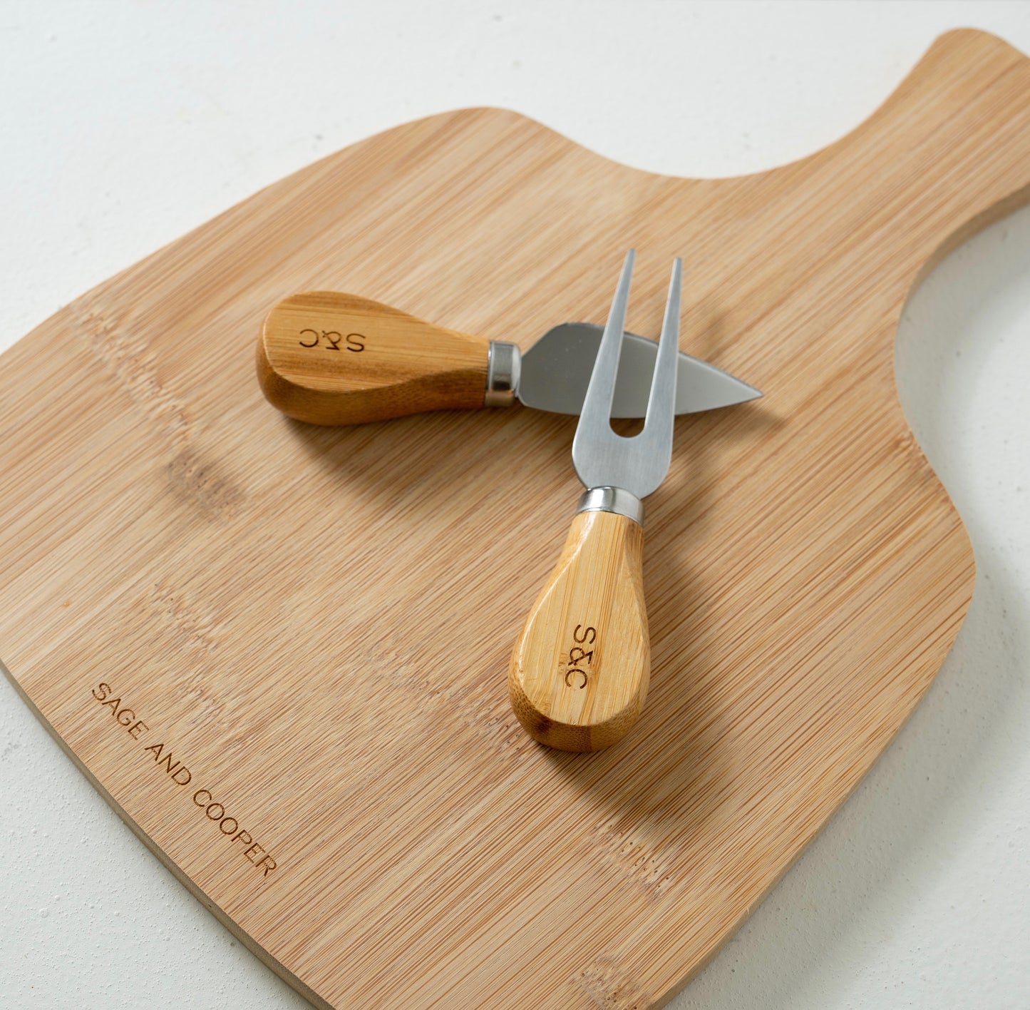 Artis Cheeseboard & Knife Set